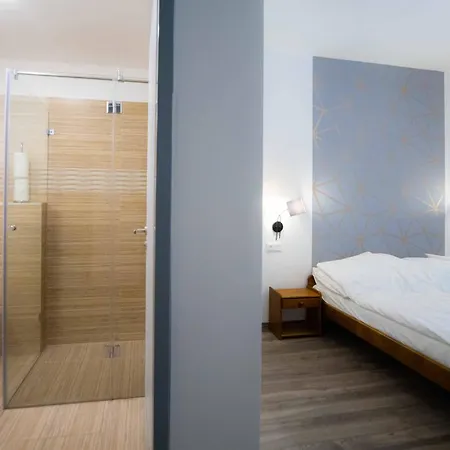 Hope Horse Panzio Bed & Breakfast 3*