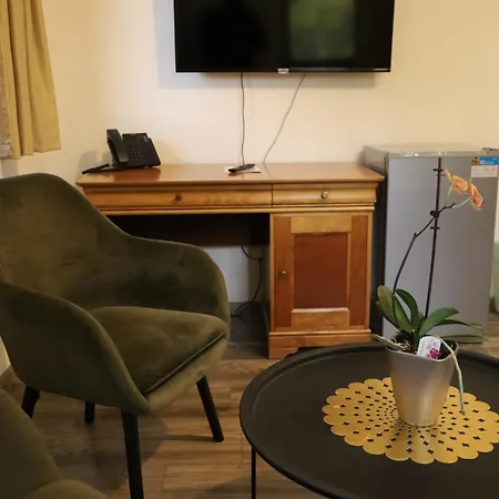 Hope Horse Panzio Bed & Breakfast 3*