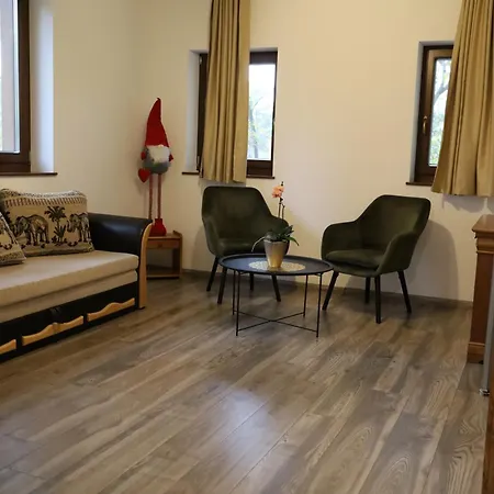 Hope Horse Panzio Bed & Breakfast 3*